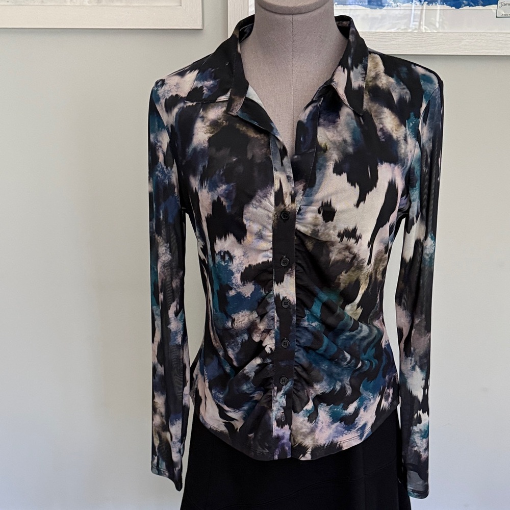 Sanctuary Abstract Print Button-Down Blouse in Bl… - image 1